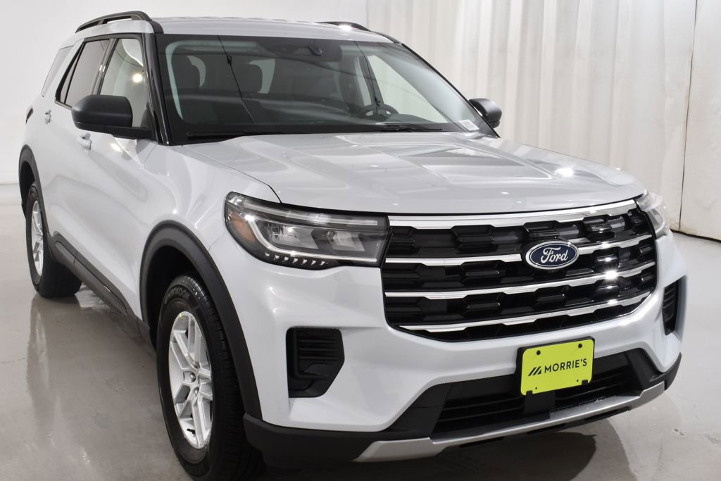 New 2026 Ford Explorer Active AWD/4WD image 4