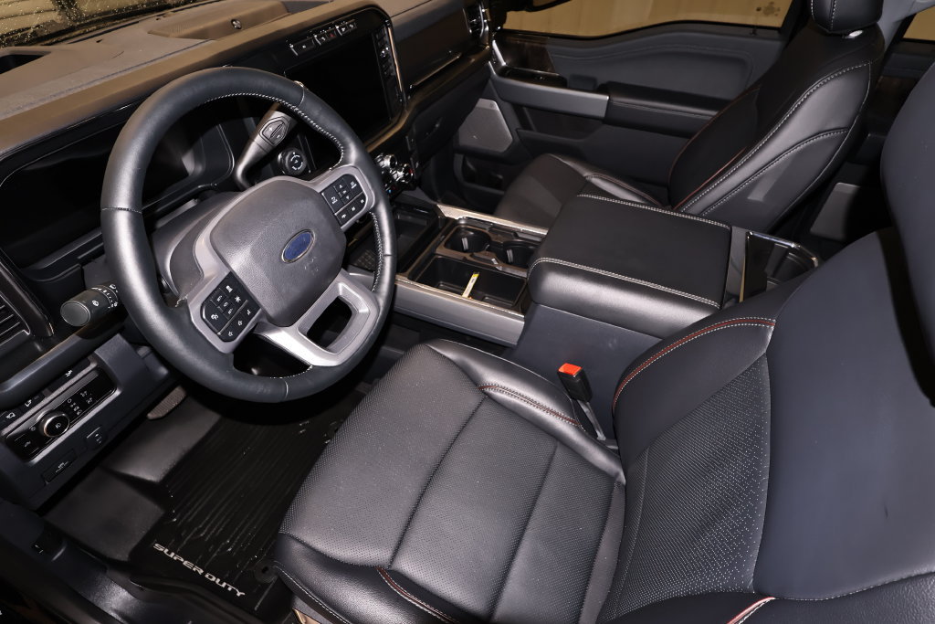 Certified 2024 Ford F350 Lariat w/ Lariat Ultimate Package AWD/4WD image 40