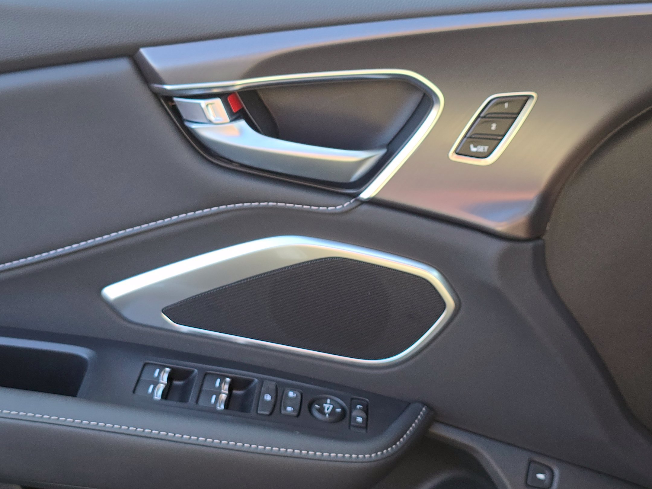 New 2026 Acura RDX SH-AWD image 21
