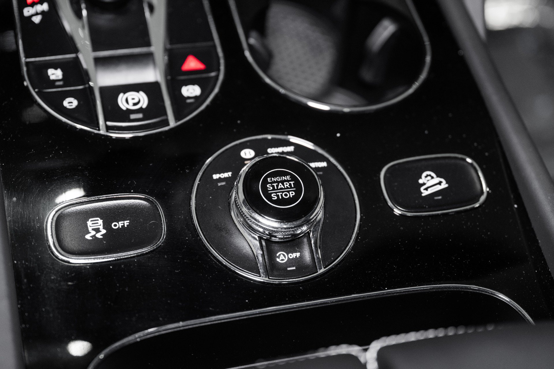 New 2024 Bentley Bentayga AWD/4WD image 46