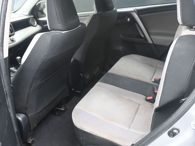 Used 2018 Toyota RAV4 XLE image 18