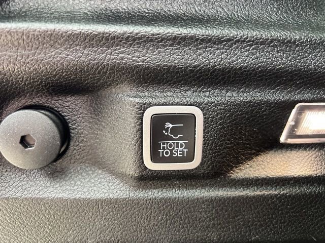 Certified 2023 Jeep Grand Cherokee L Limited image 12