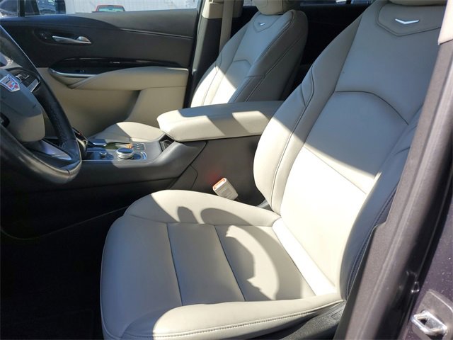 Certified 2022 Cadillac XT4 Premium Luxury w/ Enhanced Visibility Package image 26