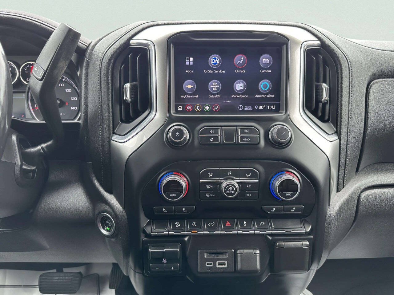 Used 2020 Chevrolet Silverado 1500 LTZ w/ Z71 Off-Road Package AWD/4WD image 31
