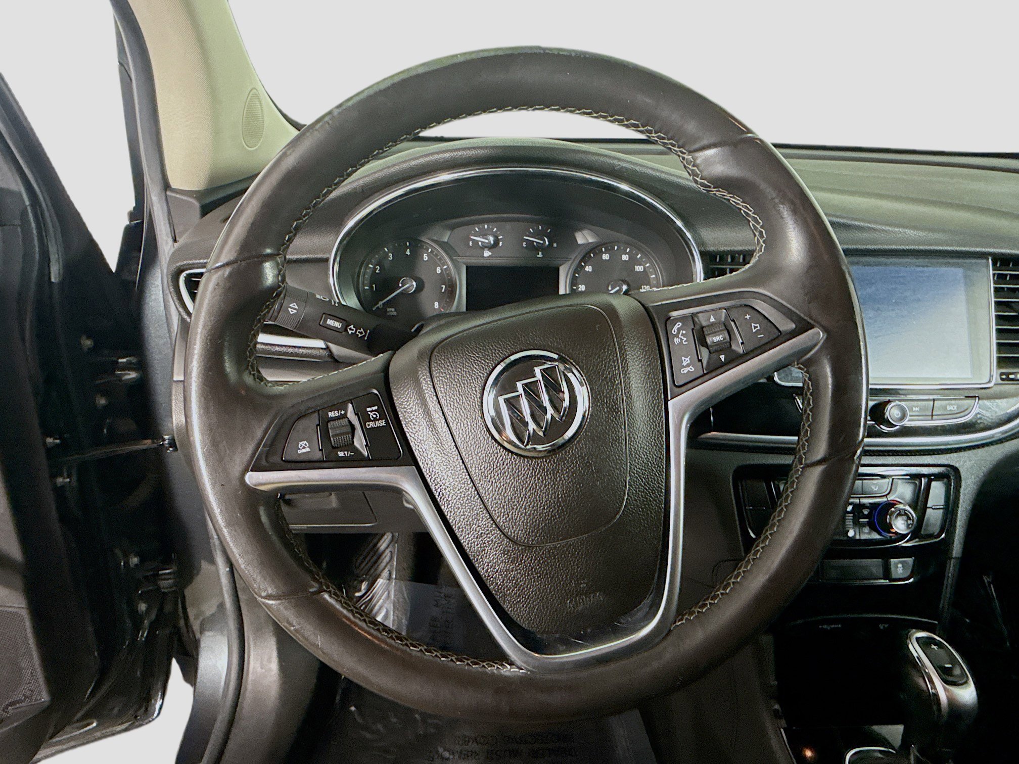 Used 2018 Buick Encore Preferred image 13