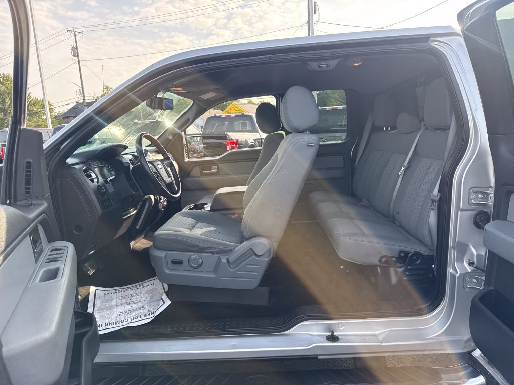 Used 2014 Ford F150 XLT w/ XLT Chrome Package RWD image 20