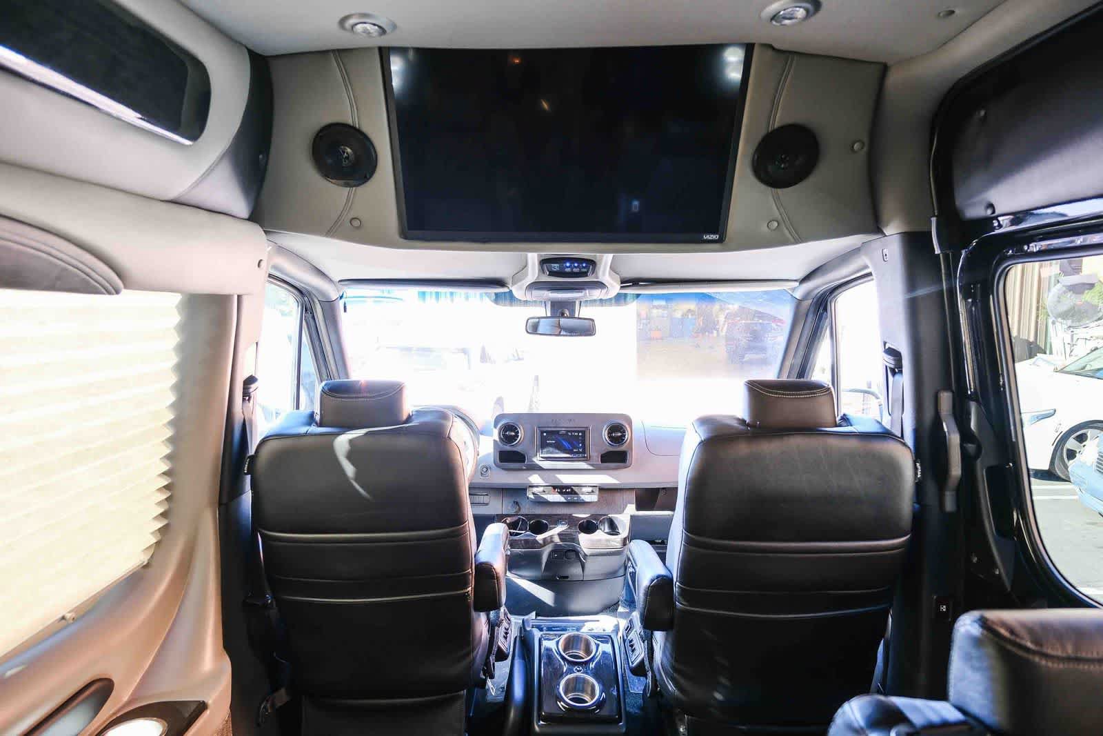 Used 2020 Mercedes-Benz Sprinter 3500 w/ Windows All Around Package image 6