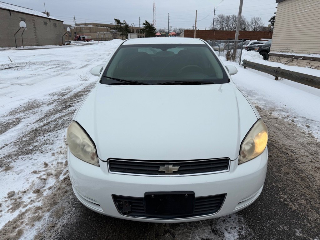 Used 2010 Chevrolet Impala LS image 8