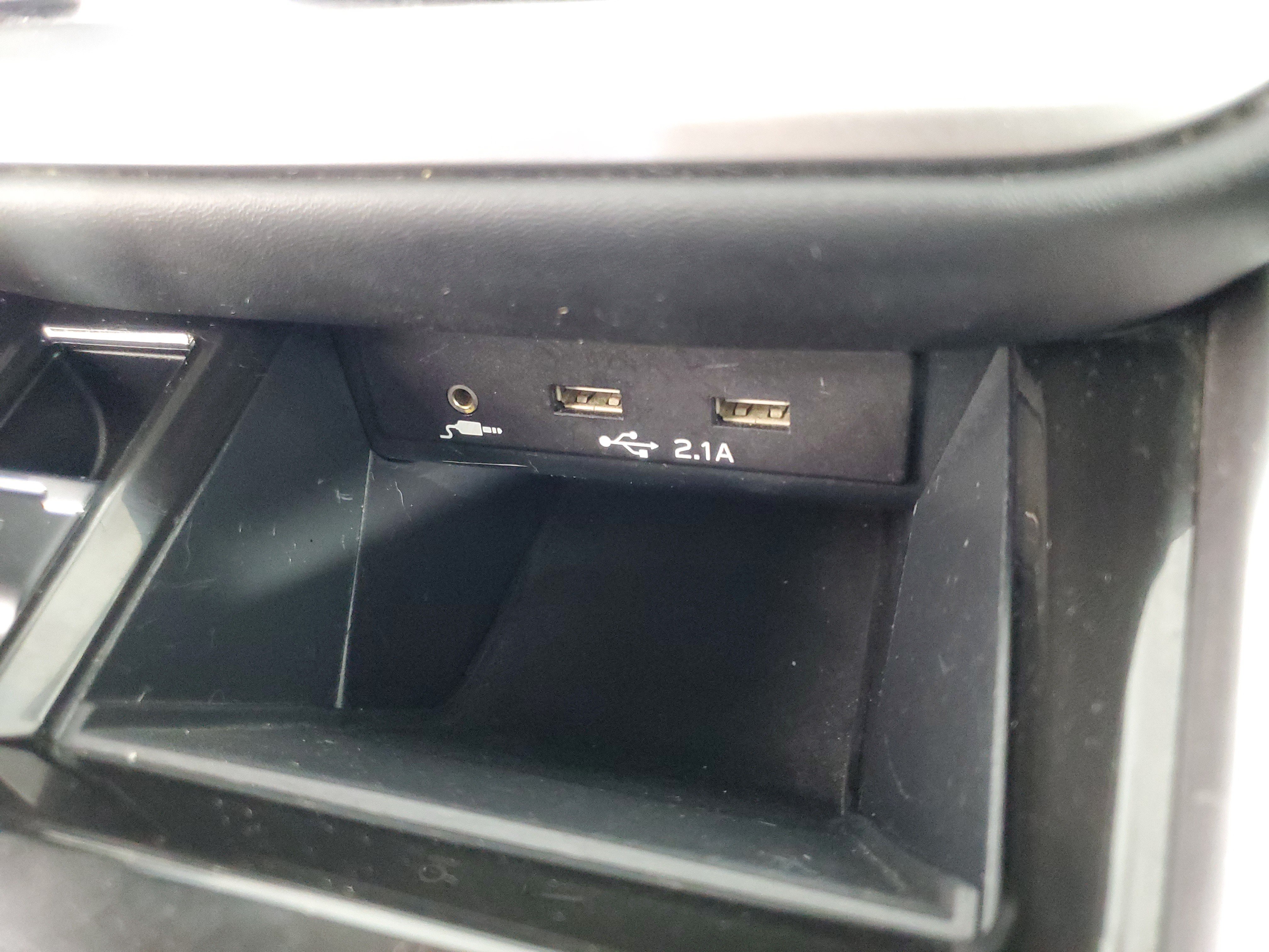 Used 2022 Subaru Legacy Premium AWD/4WD image 18