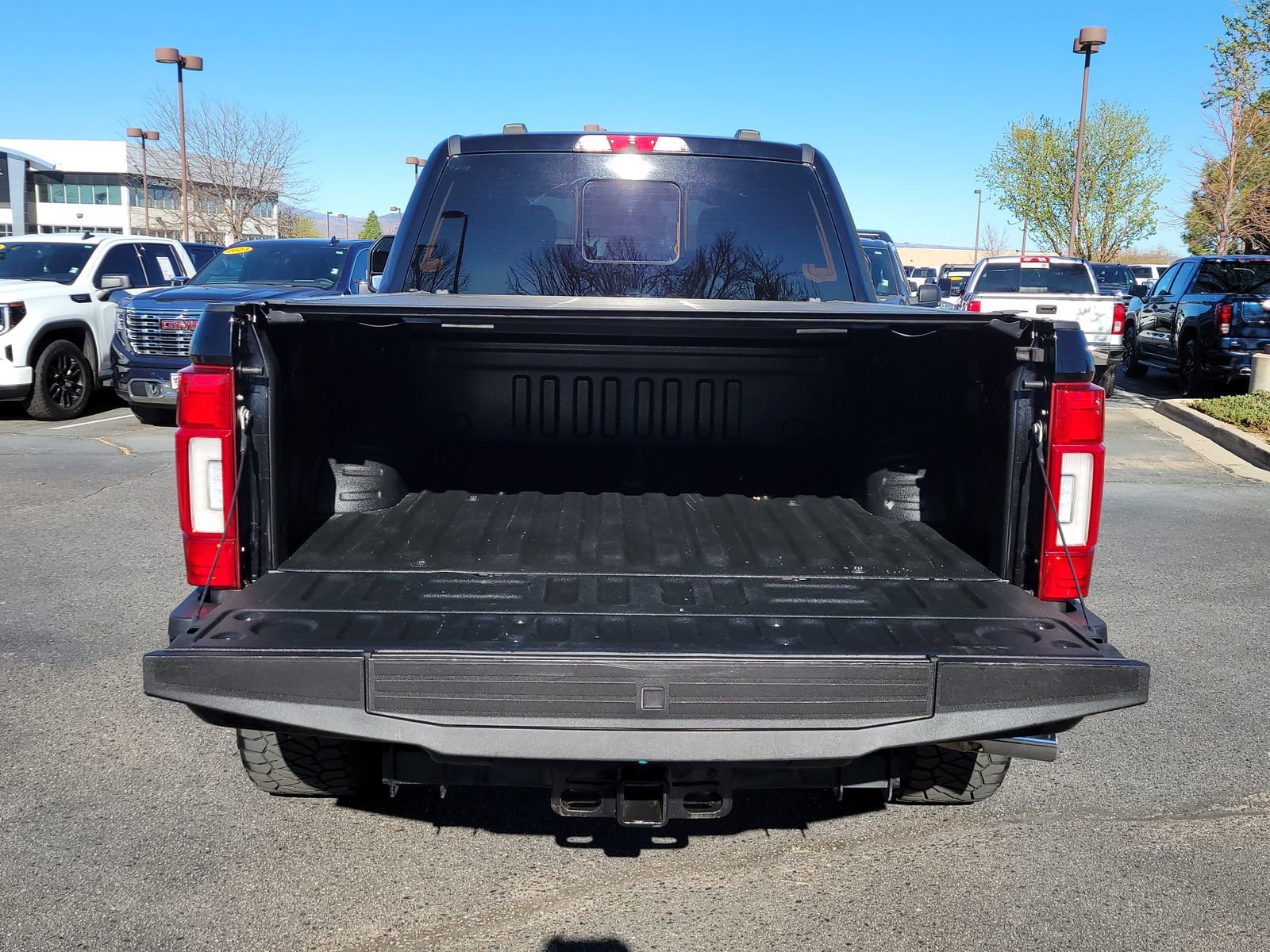 Used 2022 Ford F350 Platinum image 13