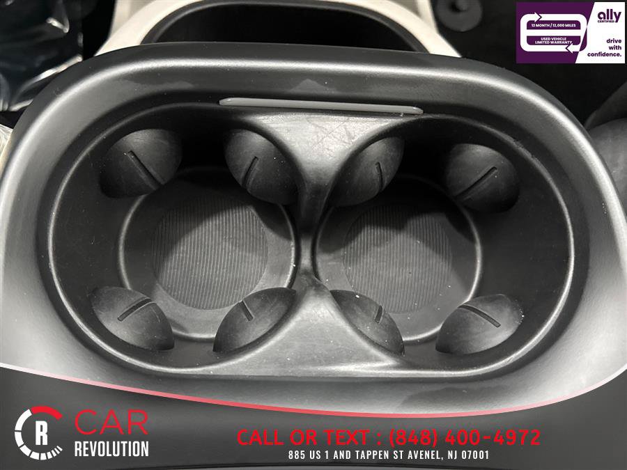 Used 2024 Chrysler Pacifica Limited FWD image 55