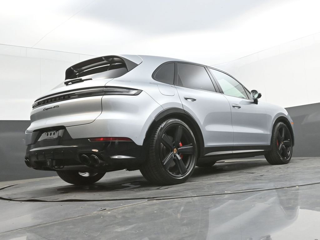 Certified 2025 Porsche Cayenne GTS image 39