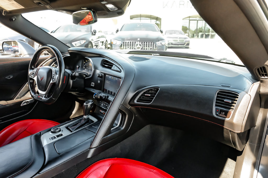 Used 2018 Chevrolet Corvette Z06 RWD image 8