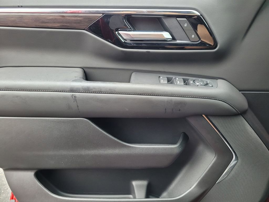 New 2025 Chevrolet Tahoe LS image 23