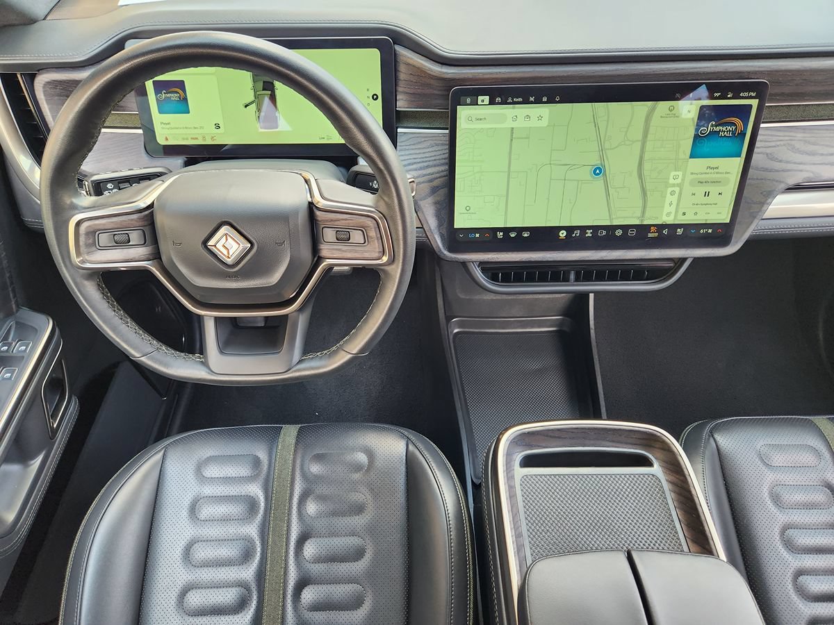 Used 2024 Rivian R1S Adventure Dual AWD/4WD image 44