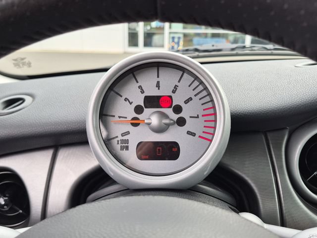 Used 2004 MINI Cooper S FWD image 22