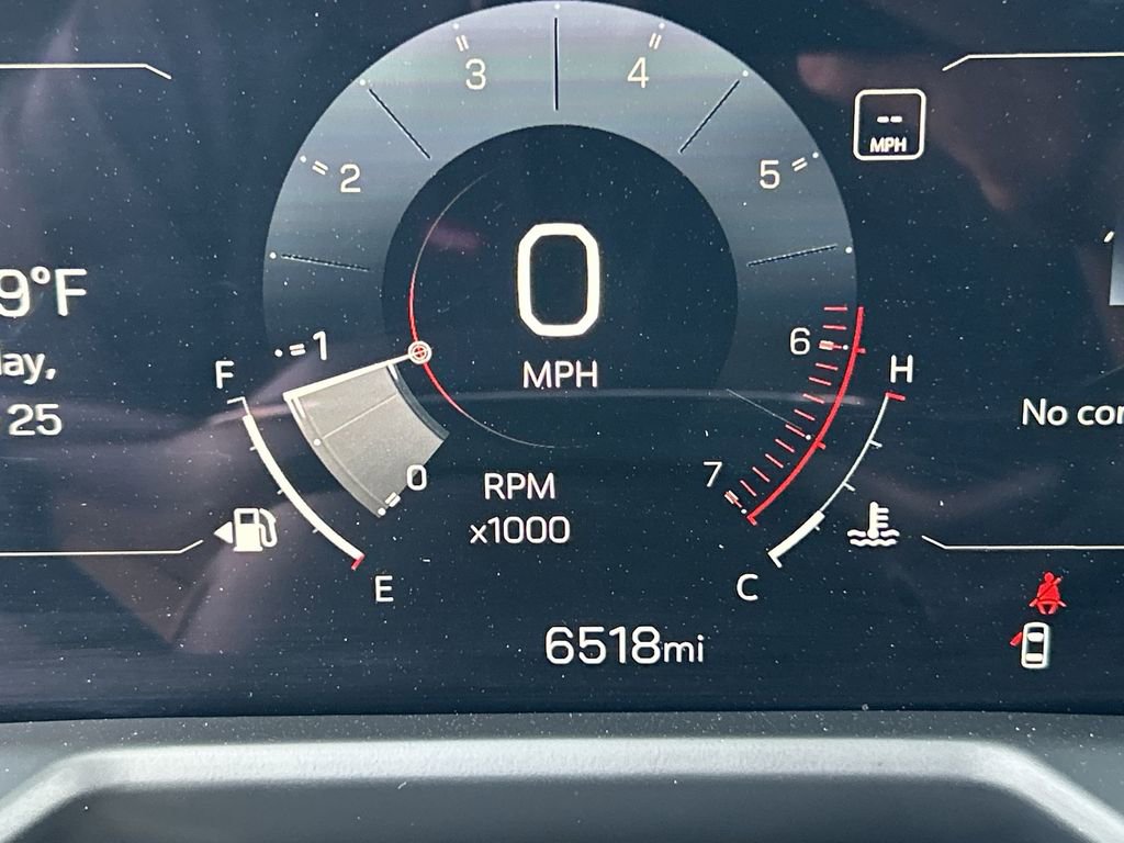 New 2025 GMC Acadia Elevation image 12