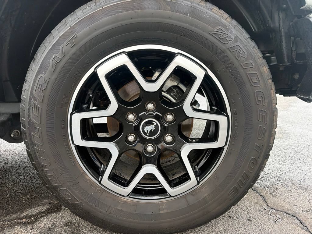 Used 2023 Ford Bronco Outer Banks AWD/4WD image 48