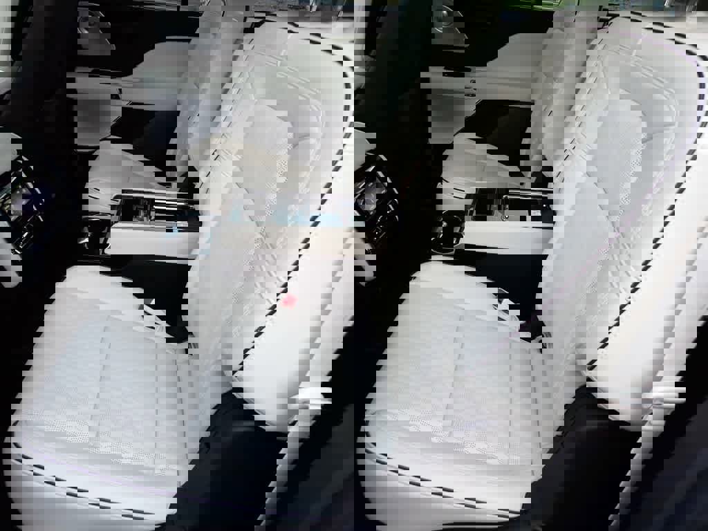 Used 2023 Lincoln Aviator Black Label w/ Dynamic Handling Package image 22