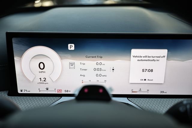 New 2026 Genesis GV80 2.5T Advanced image 31