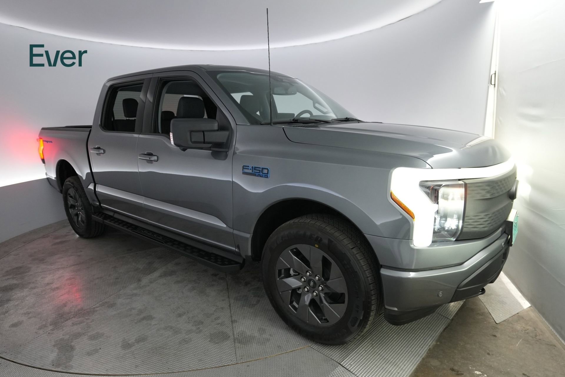 Used 2024 Ford F150 Lightning Flash image 2