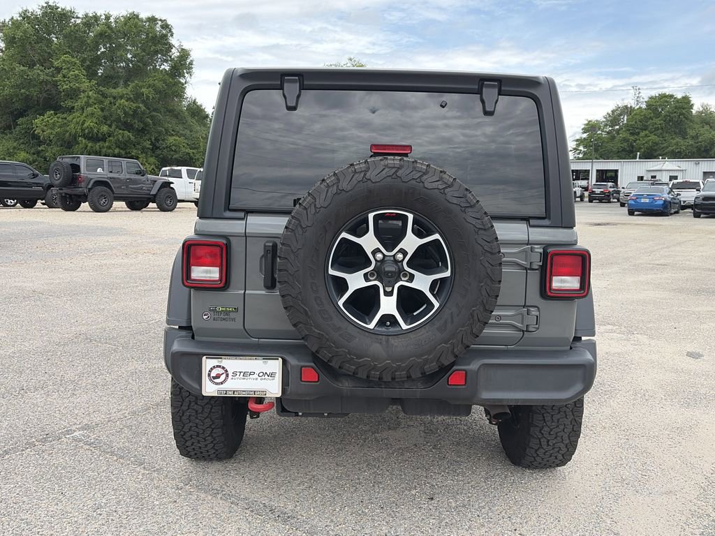 Used 2022 Jeep Wrangler Unlimited Rubicon AWD/4WD image 6