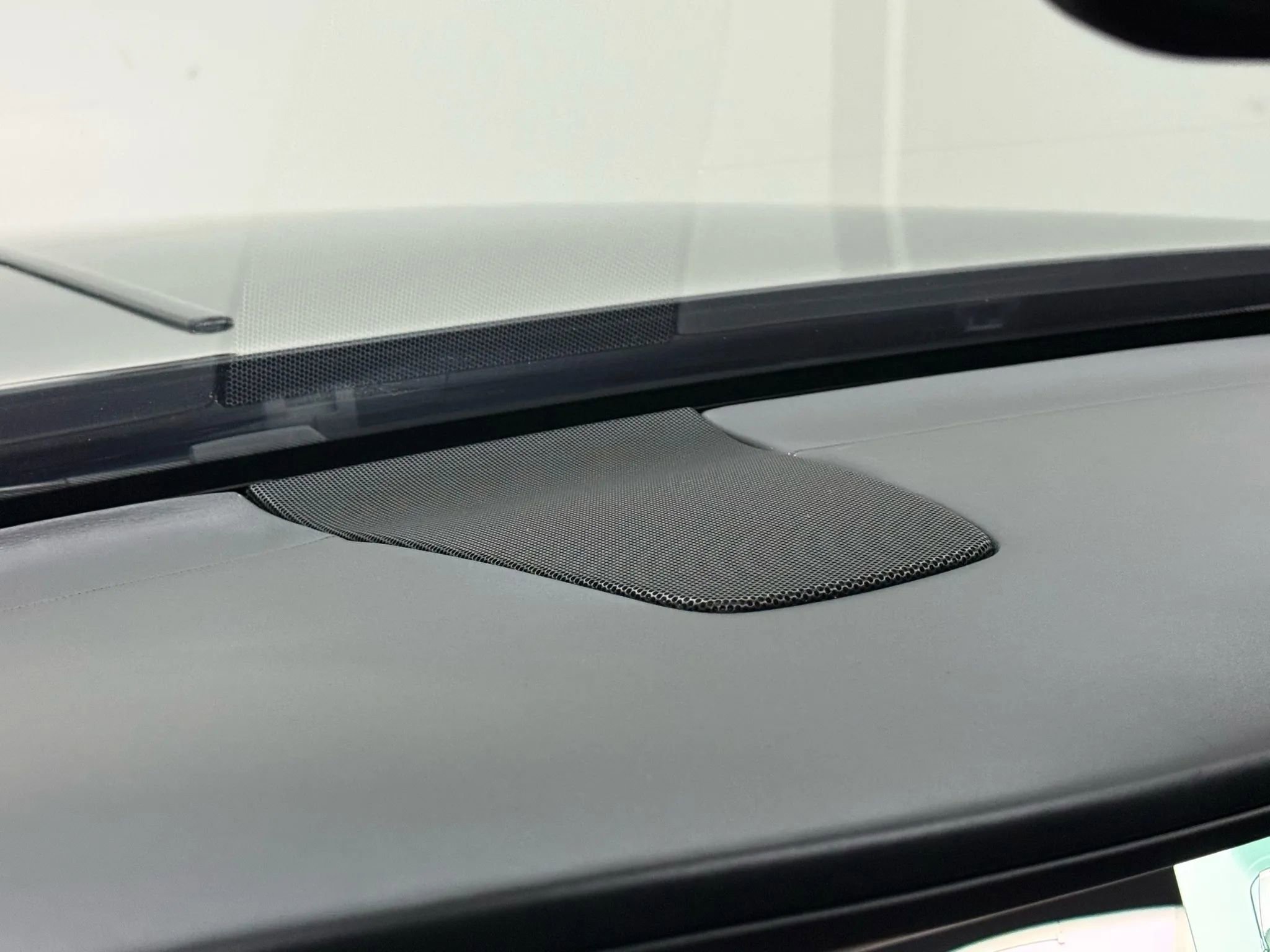 Used 2014 Rolls-Royce Wraith image 19