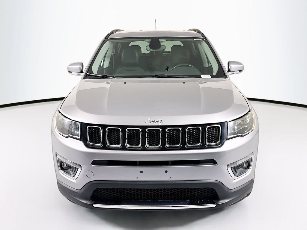 Used 2019 Jeep Compass Limited FWD image 2