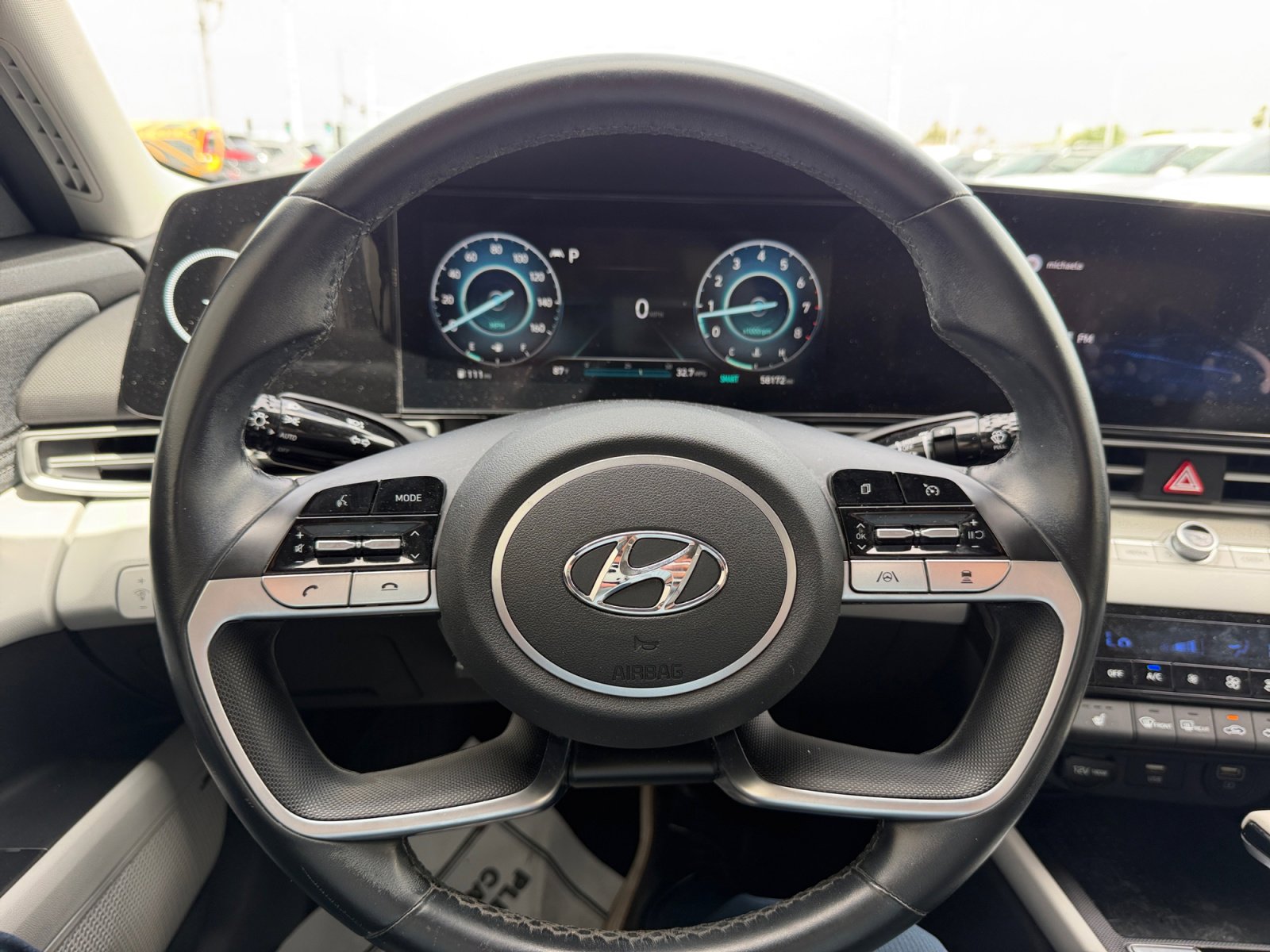 Used 2021 Hyundai Elantra Limited FWD image 9