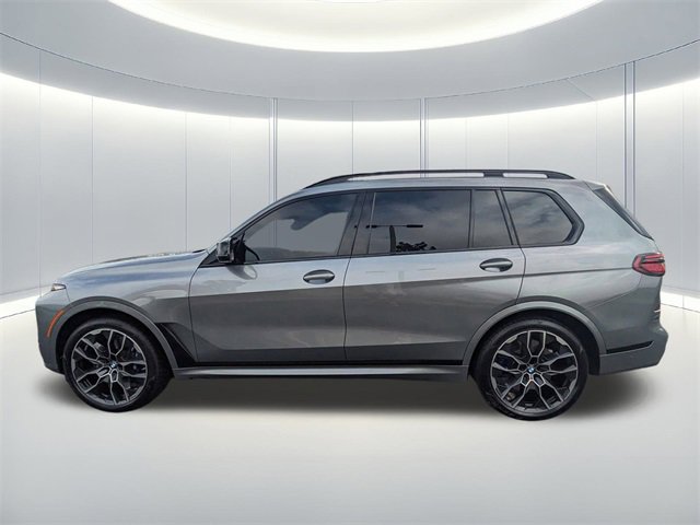 Used 2025 BMW X7 M60i image 6