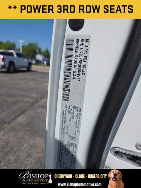 Used 2023 Jeep Wagoneer L Series II AWD/4WD image 28