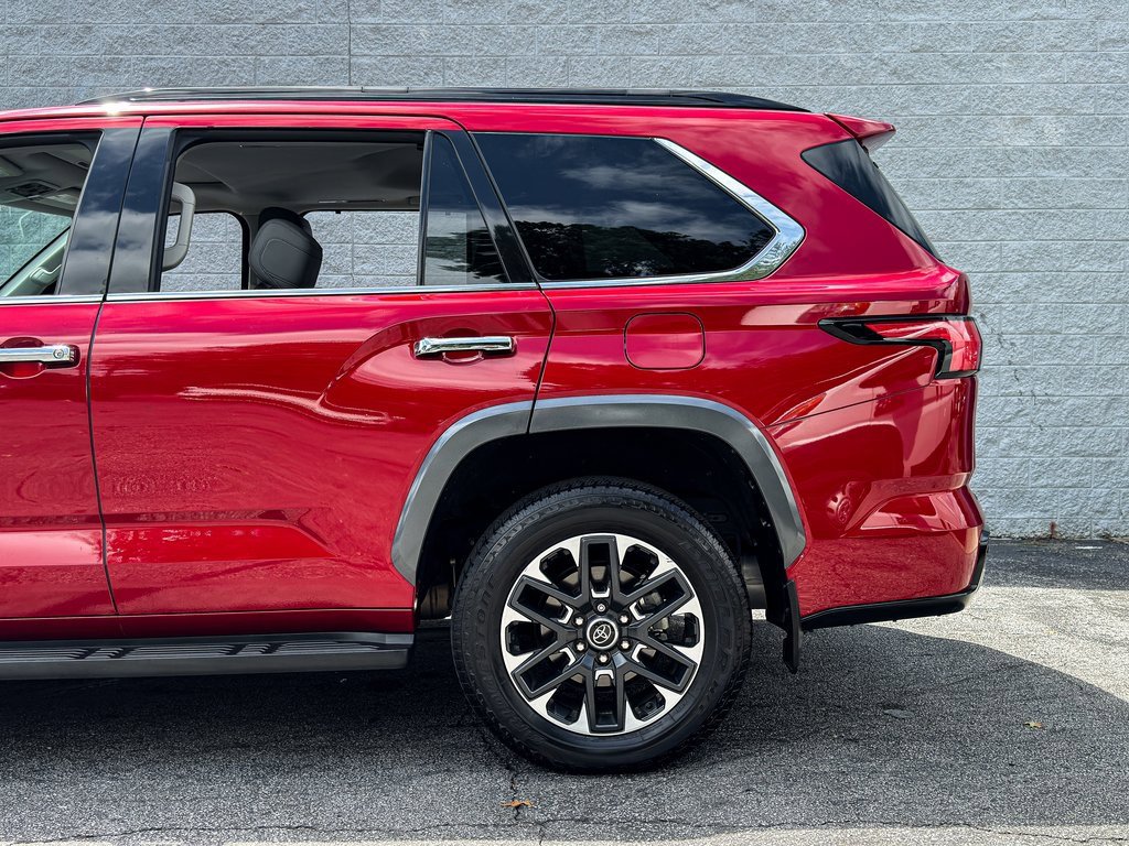 Used 2023 Toyota Sequoia Limited image 11