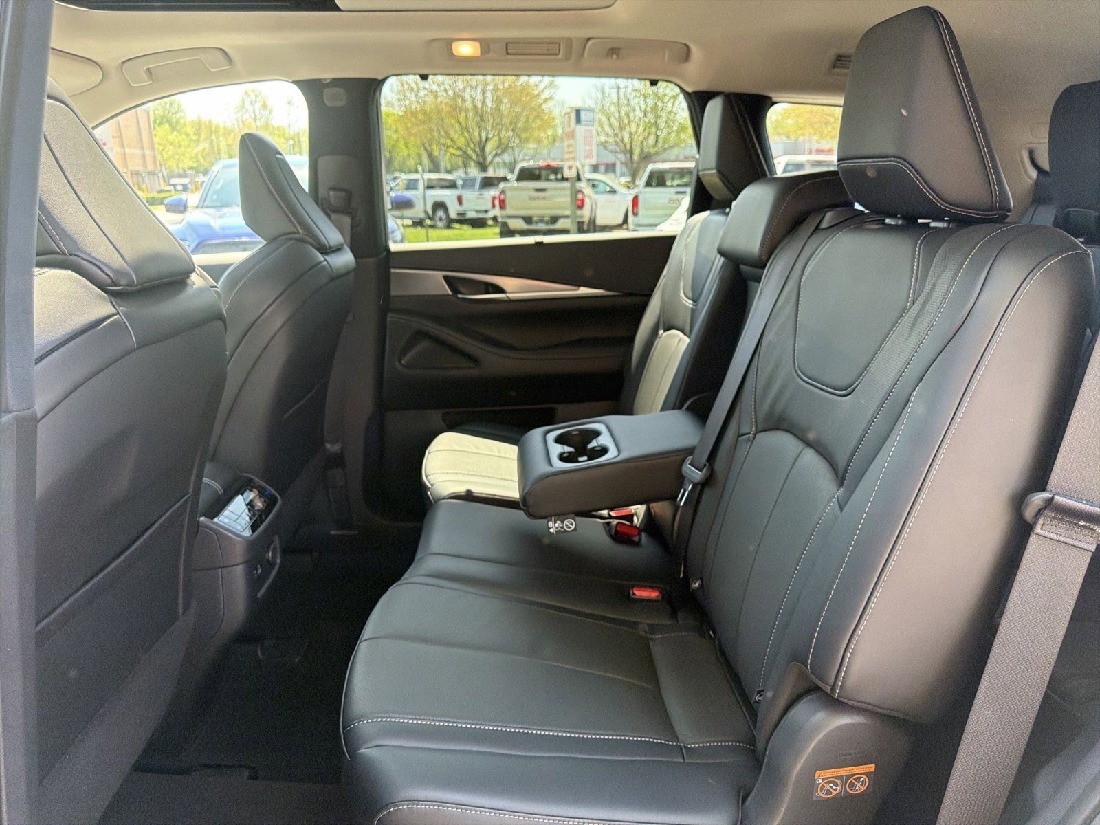 Used 2023 INFINITI QX60 Luxe w/ Cargo Package image 22