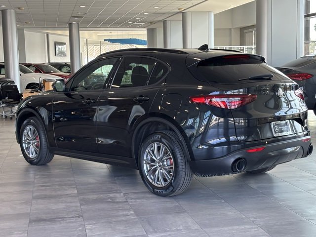 Used 2022 Alfa Romeo Stelvio Sprint image 8