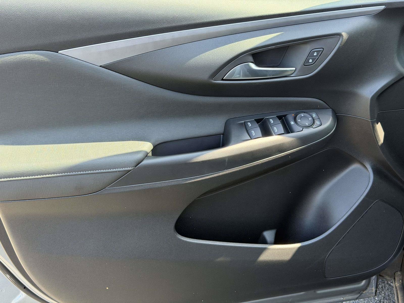 New 2026 Buick Envista Preferred w/ Advanced Safety Package FWD image 6