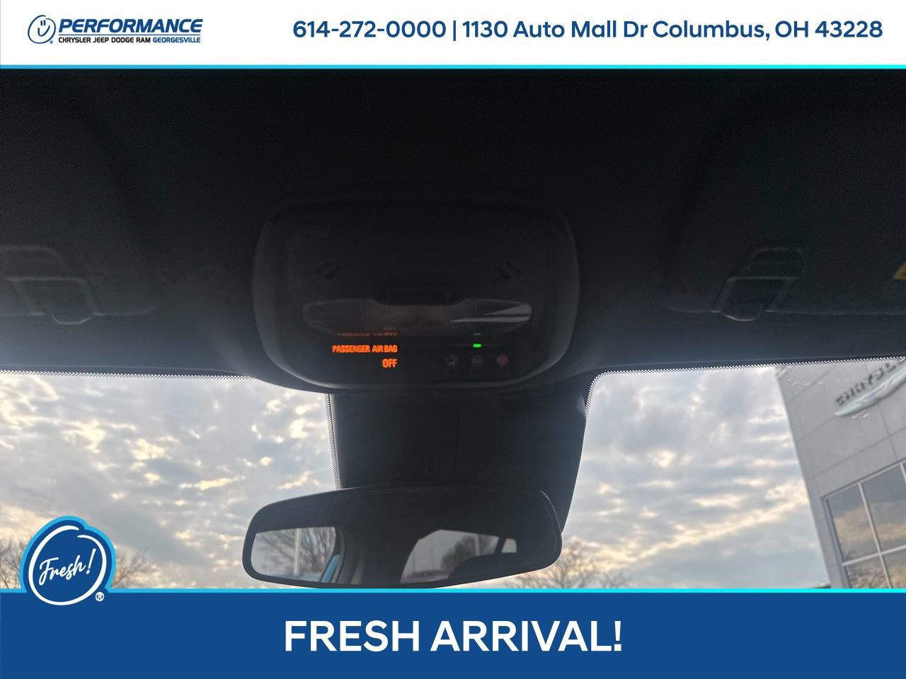 Used 2025 Chevrolet Trax RS w/ Driver Confidence Package image 26
