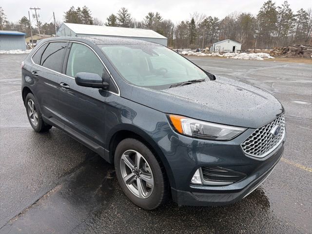 Used 2023 Ford Edge SEL w/ Convenience Package image 7