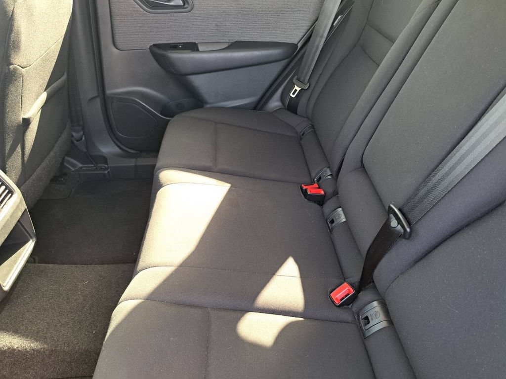 Used 2023 Nissan Rogue S FWD image 21