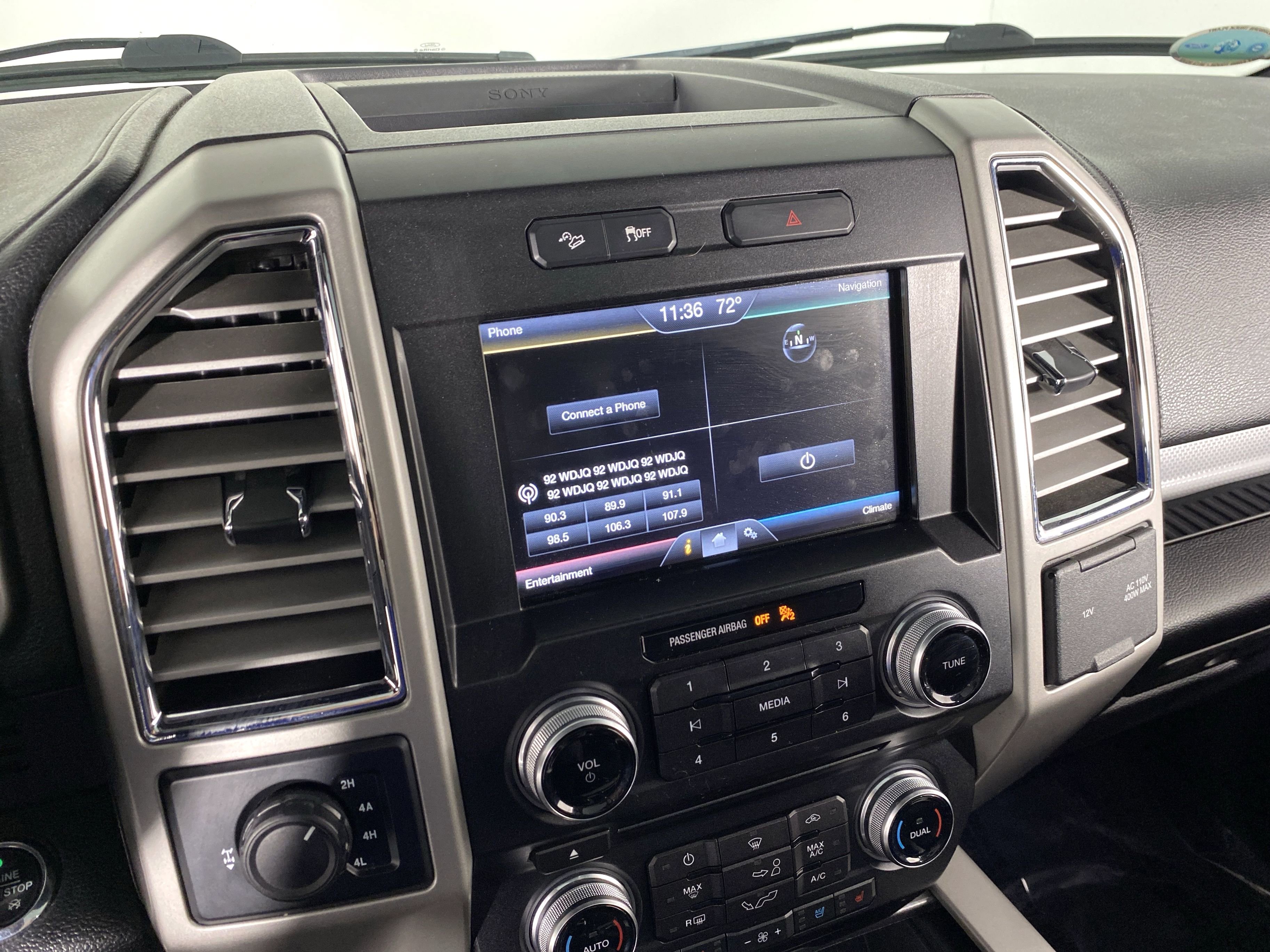 Used 2015 Ford F150 Lariat w/ Equipment Group 501A Mid image 29