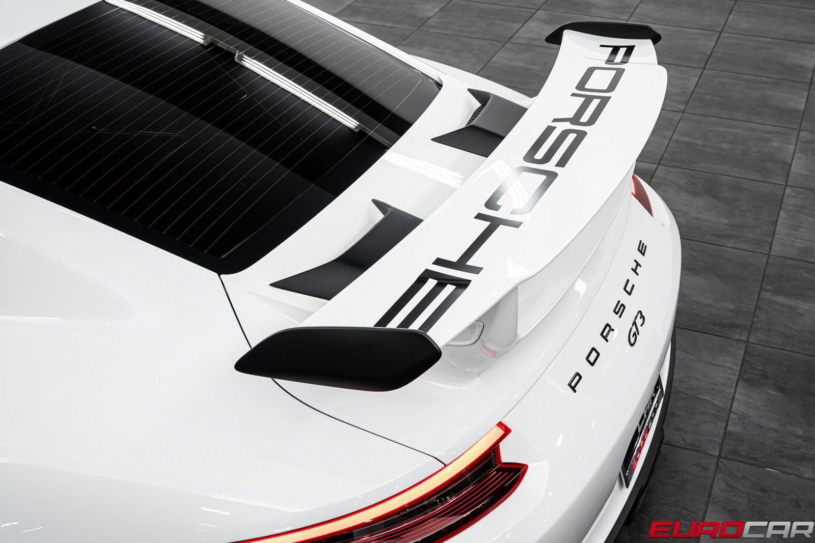 Used 2018 Porsche 911 GT3 image 17