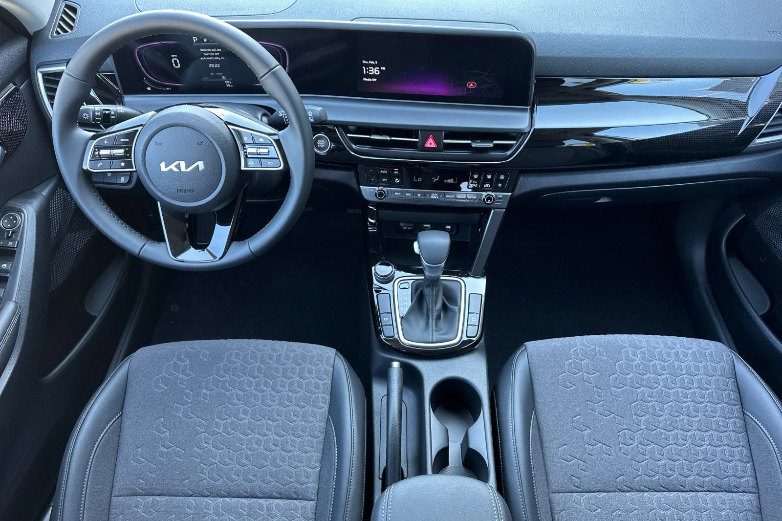 New 2026 Kia Seltos S FWD image 14