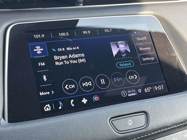 Used 2023 Cadillac XT4 Premium Luxury image 29