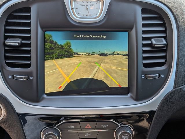 Used 2023 Chrysler 300 Touring w/ Sport Appearance Package RWD image 18