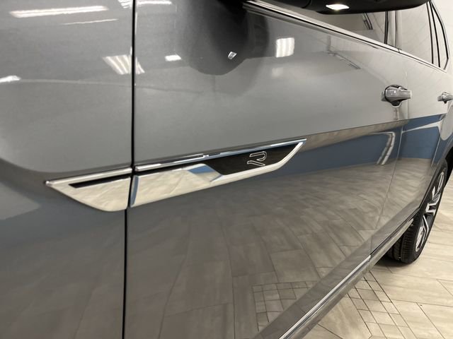 Used 2023 Volkswagen Atlas SEL Premium image 38