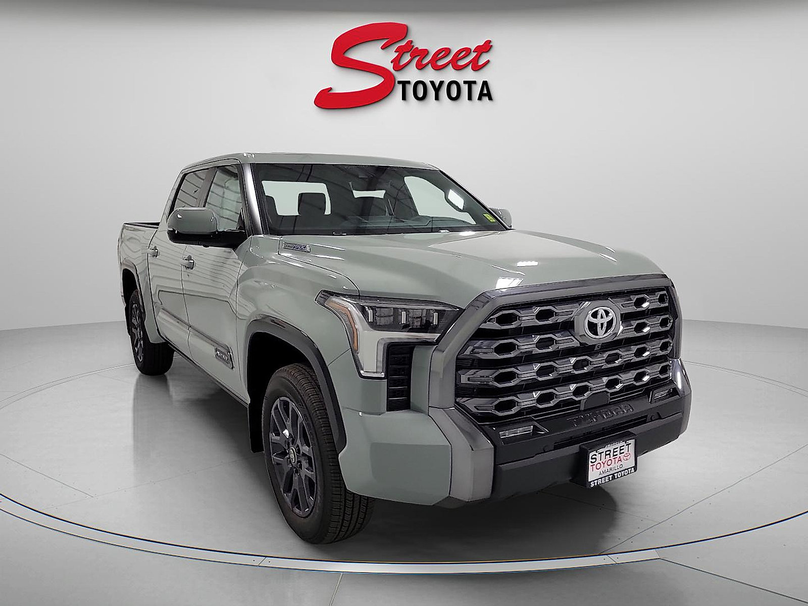 Certified 2026 Toyota Tundra Platinum AWD/4WD image 4
