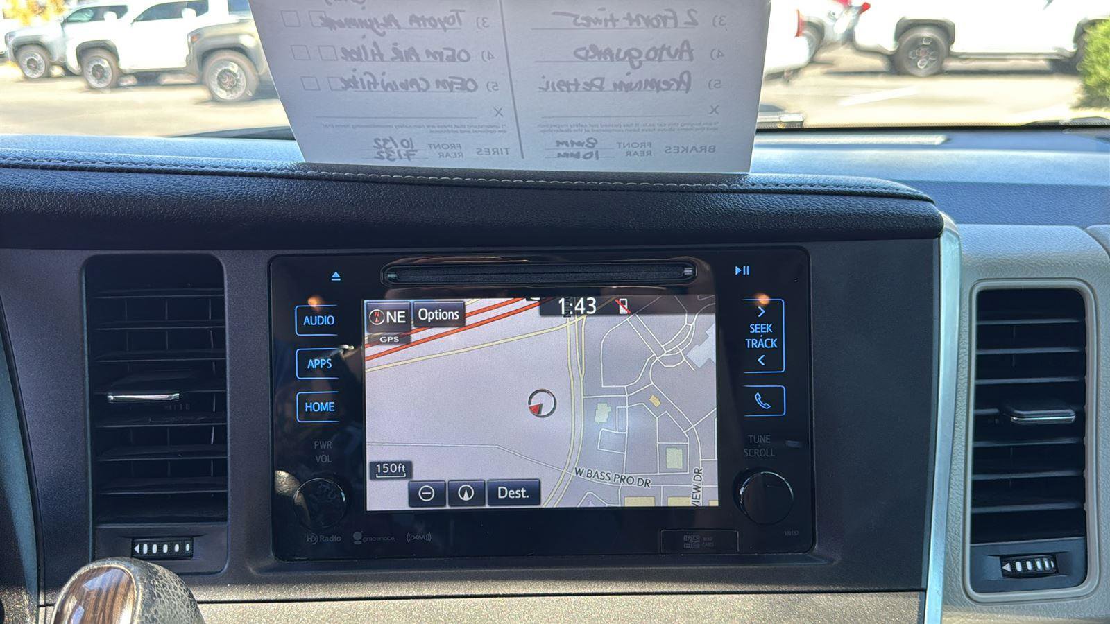 Used 2016 Toyota Sienna XLE w/ XLE Navigation Package image 19