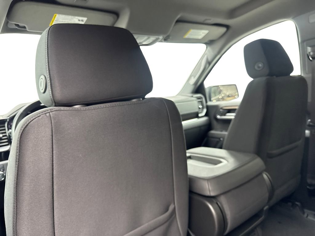 Used 2024 GMC Sierra 1500 Elevation image 37