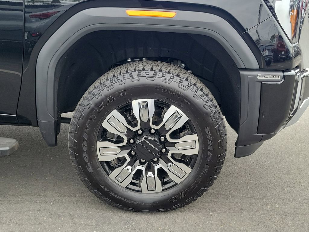 Used 2025 GMC Sierra 2500 Denali w/ Denali Reserve Package image 5