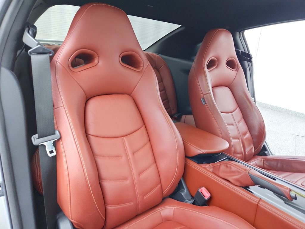 Used 2015 Nissan GT-R Premium image 34