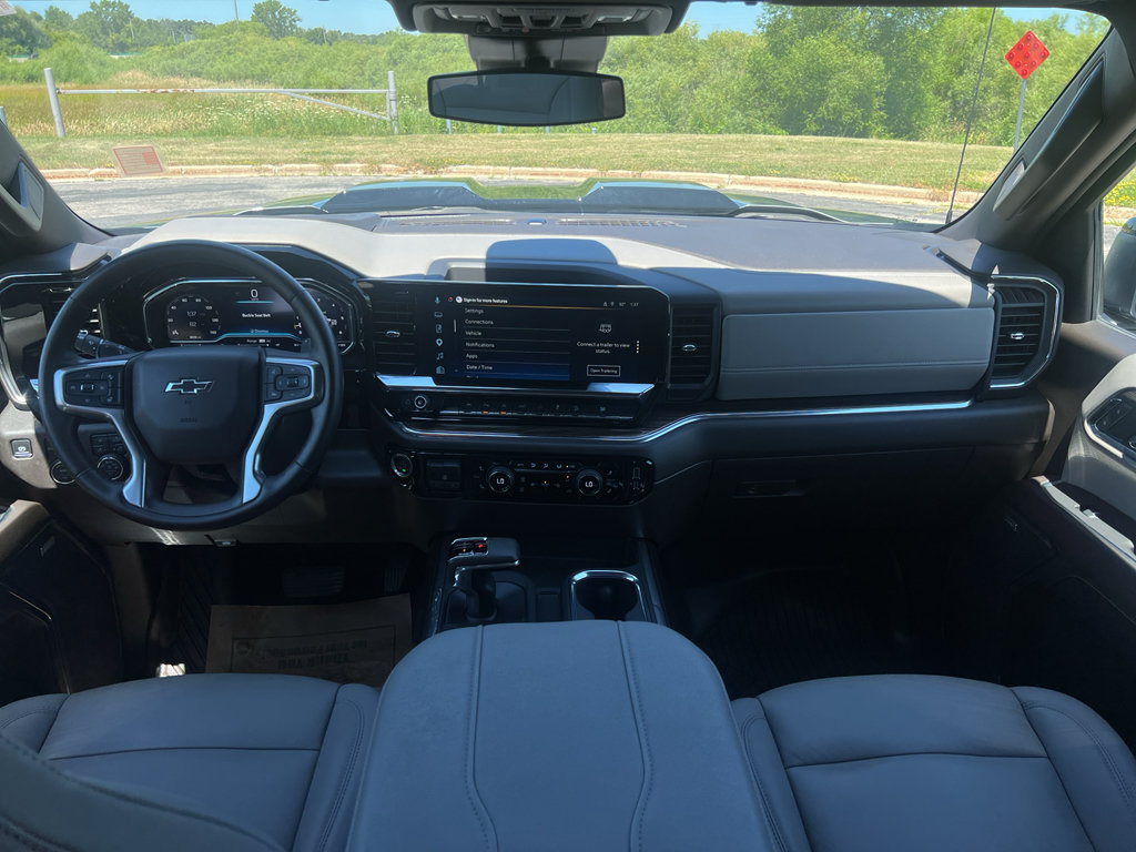 Used 2025 Chevrolet Silverado 1500 LT Trail Boss w/ LT Trail Boss Premium Package AWD/4WD image 20